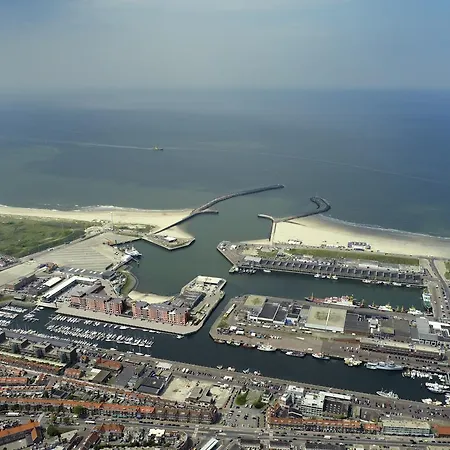 Roompot Nautisch Centrum Scheveningen