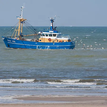 Roompot Nautisch Centrum Scheveningen *